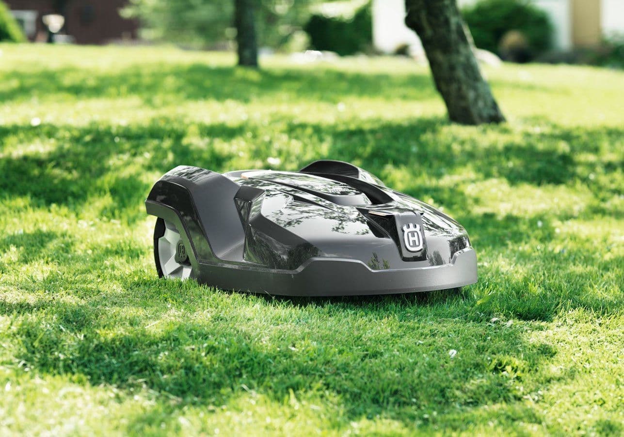 Rasentraktoren - AKOM Technik AG